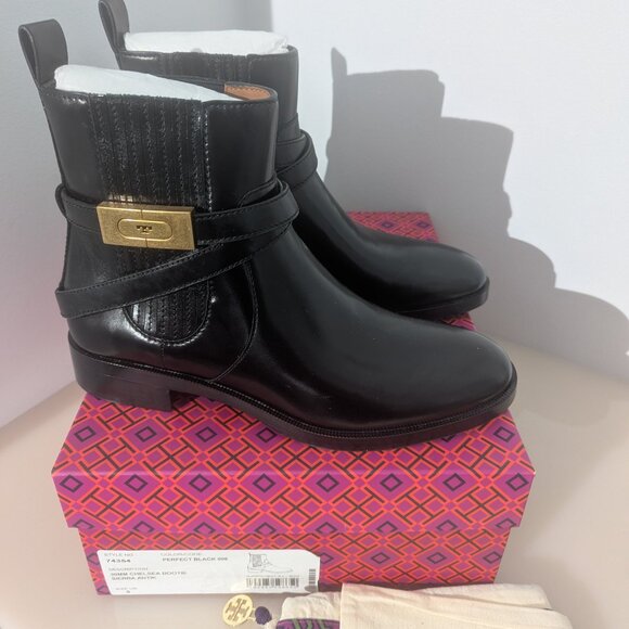 Tory Burch READ THE DESCRIPTION! T-HARDWARE CHELSEA BOOT Black 8 Booties - Picture 9 of 13